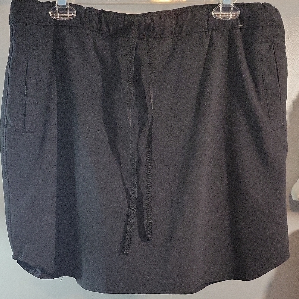 Lee Black Skirt With Built In Shorts